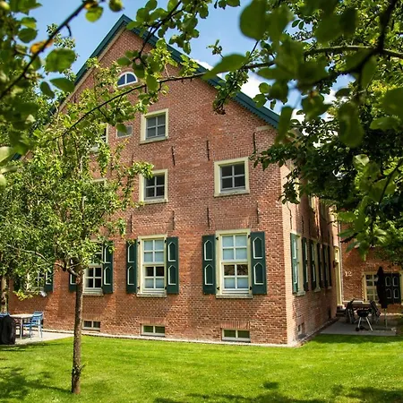 Gulfhof Boomgaarden 6 Lucas * Upleward