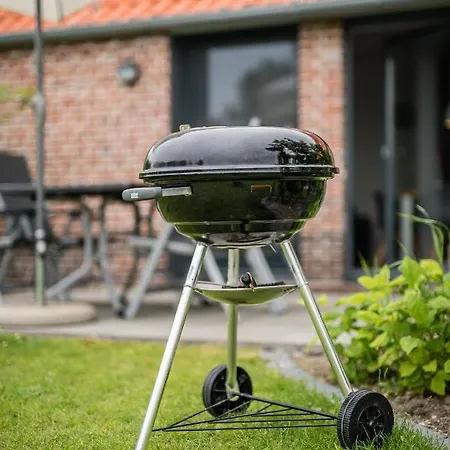 Gulfhof Boomgaarden 6 Lucas * Upleward