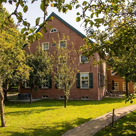 Gulfhof Boomgaarden 6 Lucas Upleward