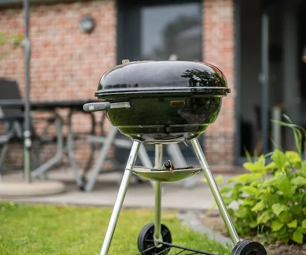 Gulfhof Boomgaarden 6 Lucas * Upleward